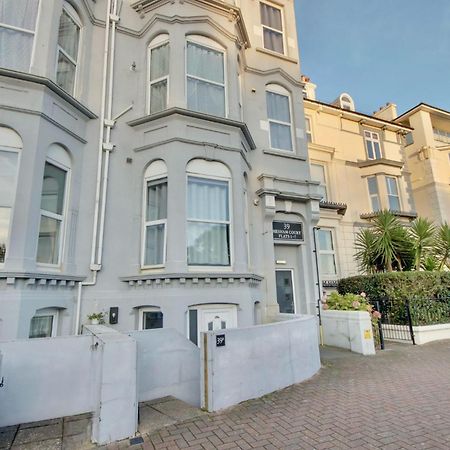 Southsea Getaway Apartment With Pool Table And Hot Tub Portsmouth Dış mekan fotoğraf