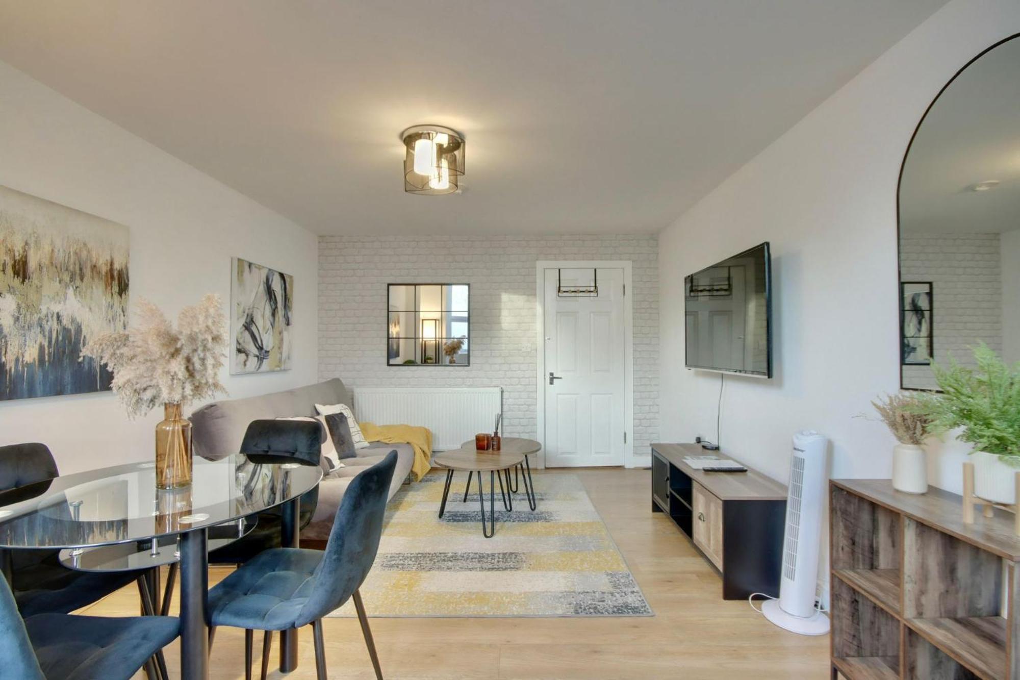 Southsea Getaway Apartment With Pool Table And Hot Tub Portsmouth Dış mekan fotoğraf