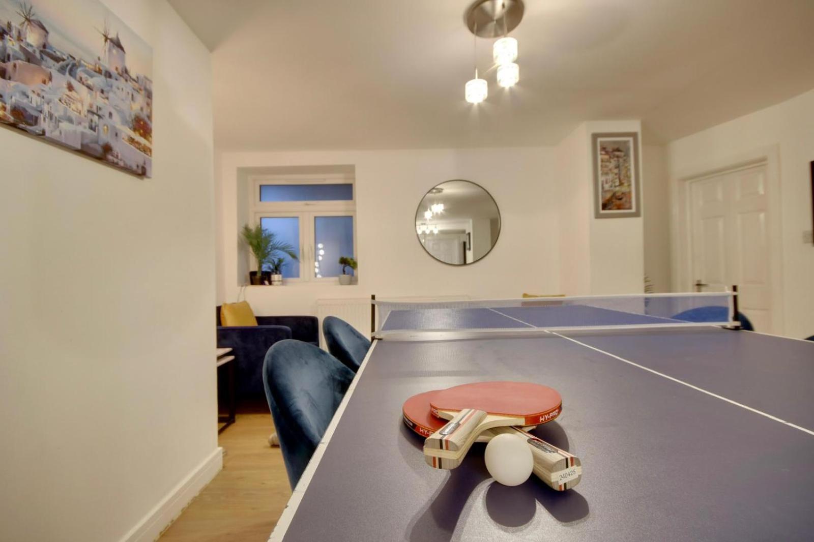 Southsea Getaway Apartment With Pool Table And Hot Tub Portsmouth Dış mekan fotoğraf